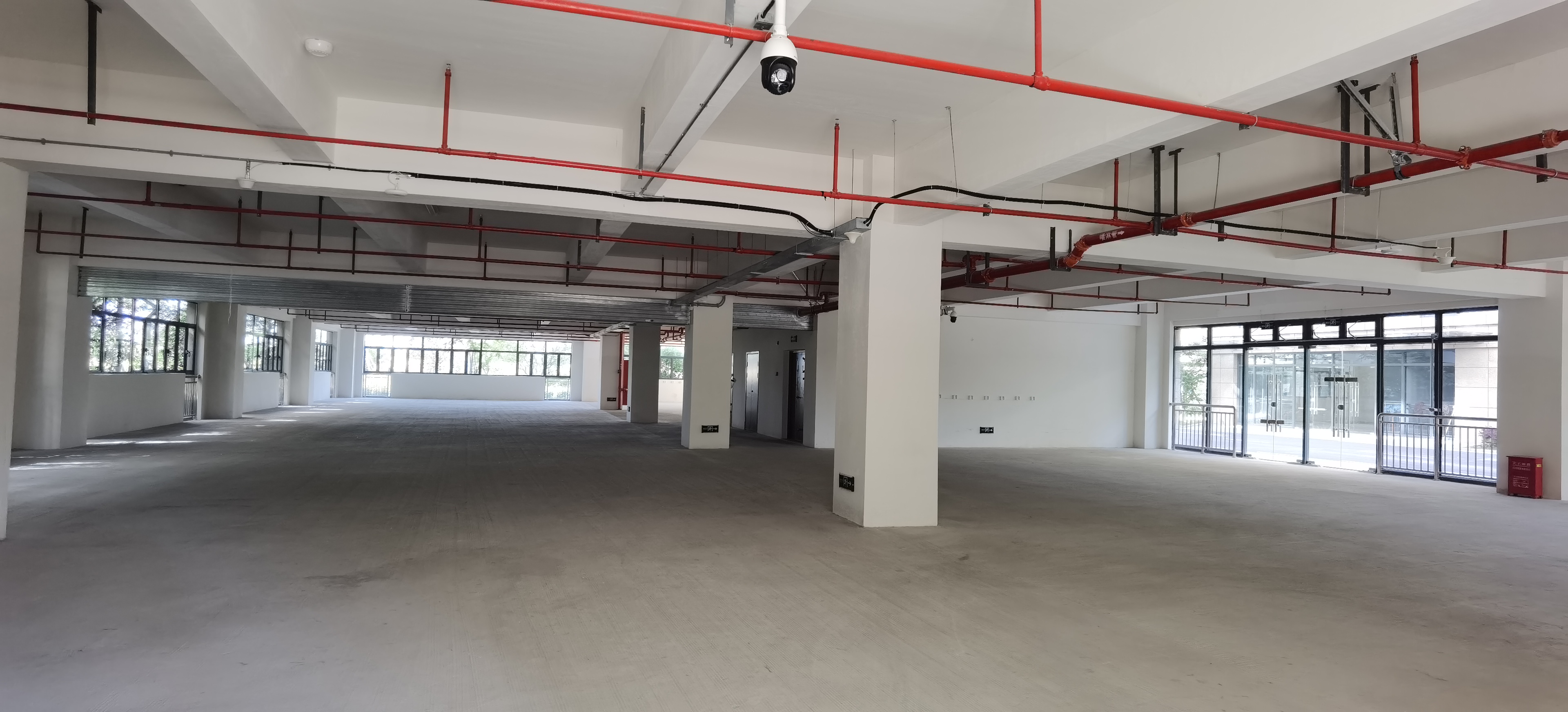 美特斯邦威集团上海公司-北区5300平米办公室出租_2.30元/m²/天