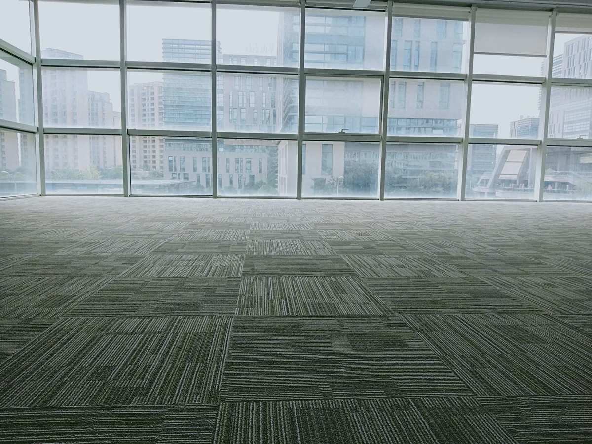 环亚科技大厦720平米办公室出租_3.50元/m²/天