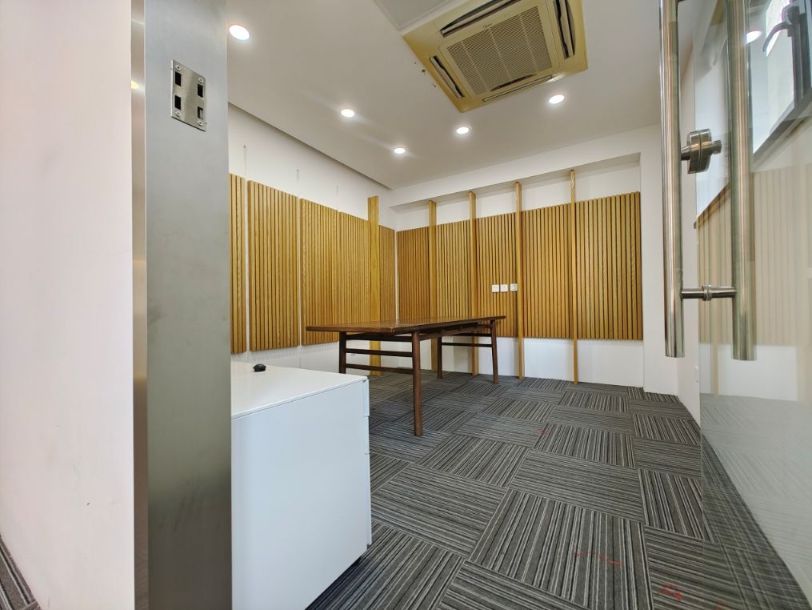 宏欣科技设计创意园181平米办公室出租_4.10元/m²/天