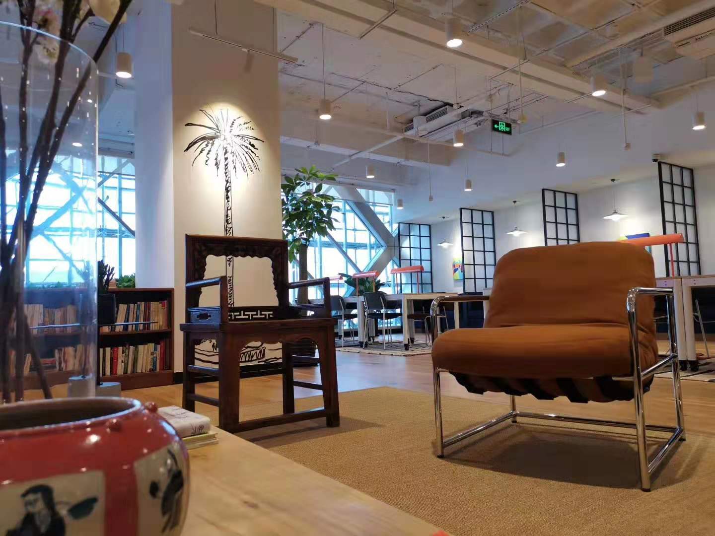 WeWork（上海招商局广场）