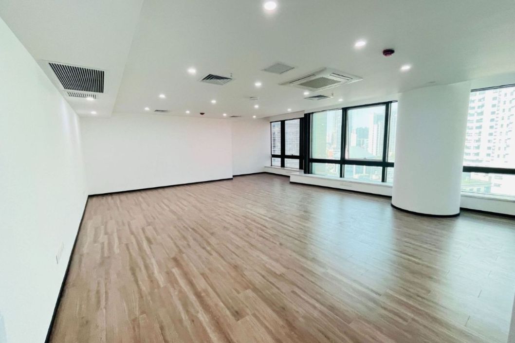 东艺大厦335平米办公室出租_10.80元/m²/天