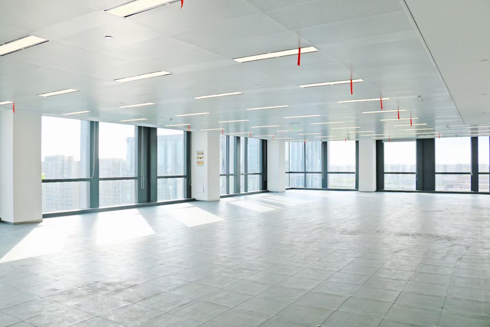 中建企业天地268平米办公室出租_3.50元/m²/天
