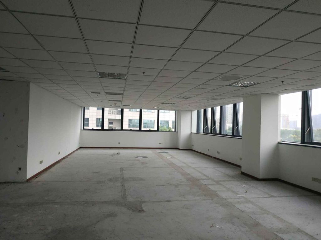 上海悦丰生命科学园2300平米办公室出租_2.70元/m²/天