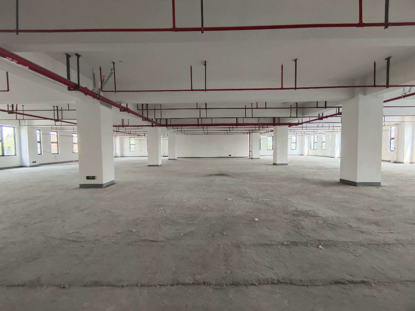 金地威新·嘉定智造工园820平米办公室出租_0.99元/m²/天