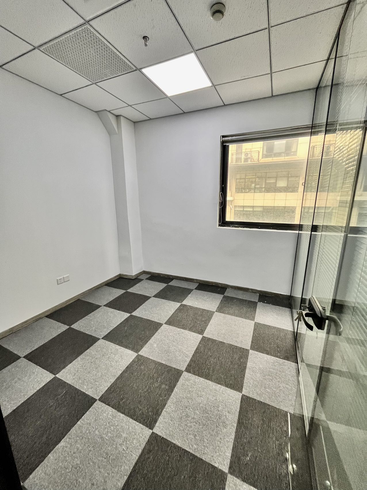 金岸610创意园76平米办公室出租_3.20元/m²/天